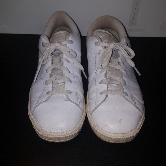 🎾 NIKE TENNIS CLASSIC PREMIUM ALL WHITE GS SIZE 5Y YOUTH SNEAKERS 🎾 - Picture 3 of 7